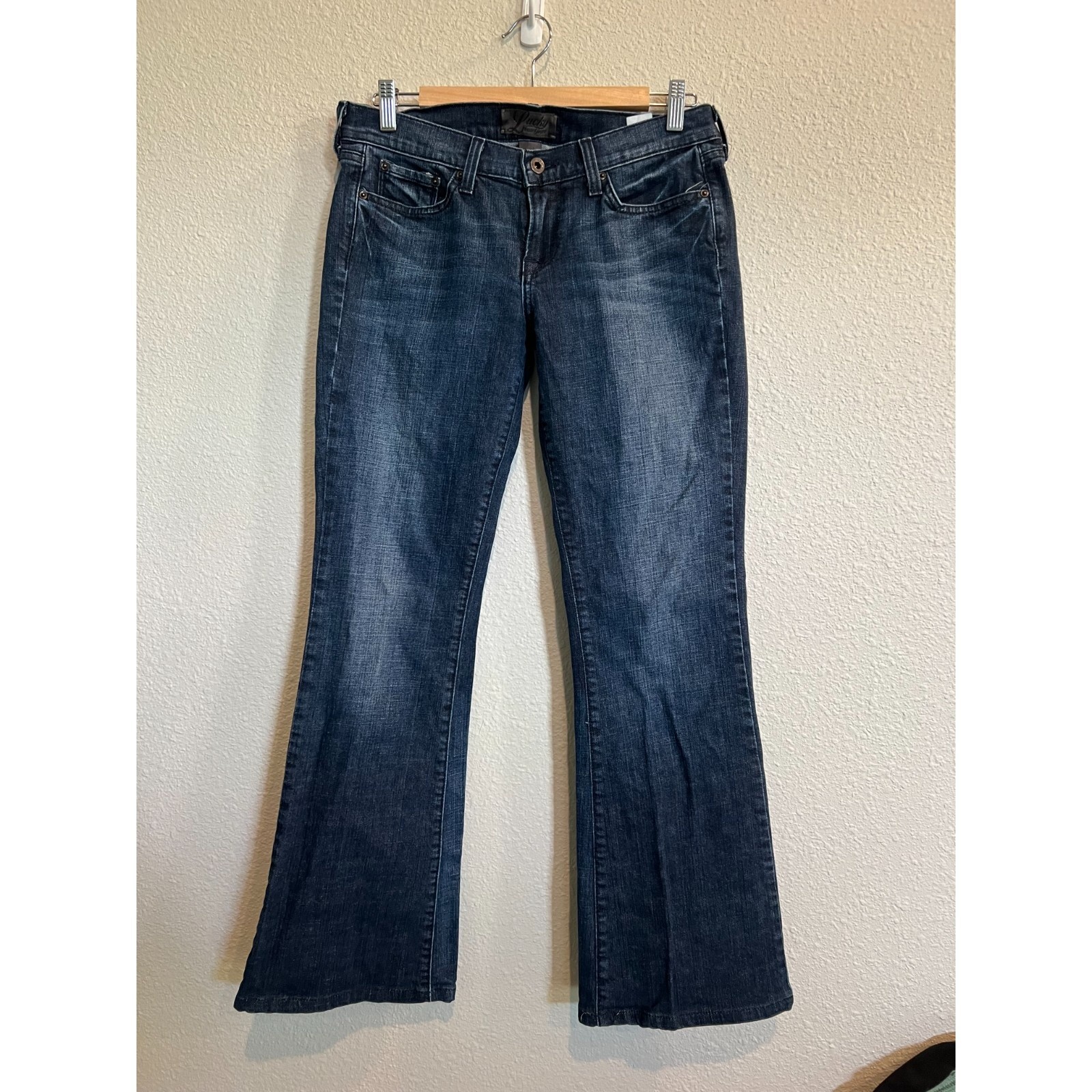 550 Lucky Brand Womens Flare Jeans 5 Pocket Size 29